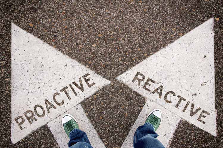 What’s The Difference Between Proactive and Reactive Accounts Payable?